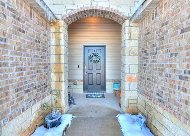 Property at 21110 Winding Brk, Harrah, OK 73045, 4 beds, 2 baths