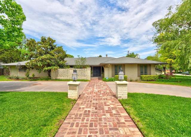 Property at 1701 Coventry Ln, Nichols Hills, OK 73120, 3 beds, 2.5 baths