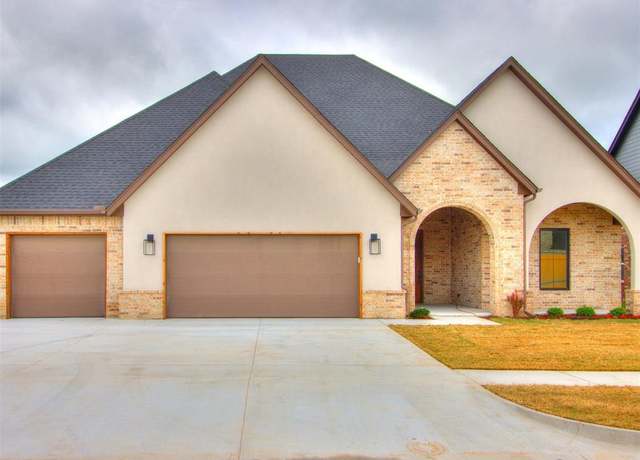 Property at 9320 NW 84th St, Yukon, OK 73099, 4 beds, 4.5 baths