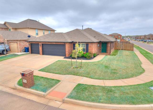 Property at 2521 Austin Glen Ct, Yukon, OK 73099, 4 beds, 2 baths