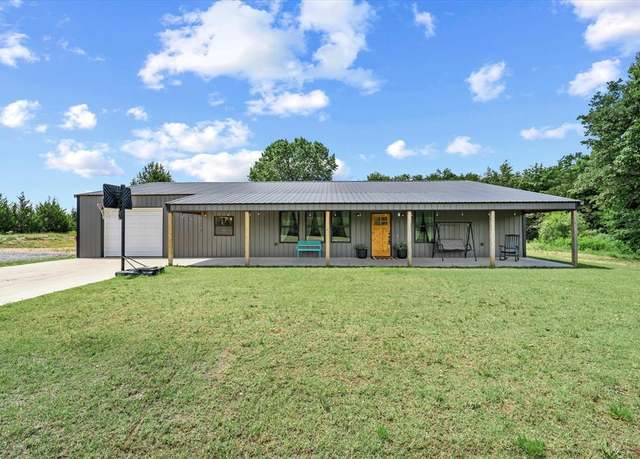 Property at 102 Brenna Ct, Shawnee, OK 74804, 4 beds, 2 baths