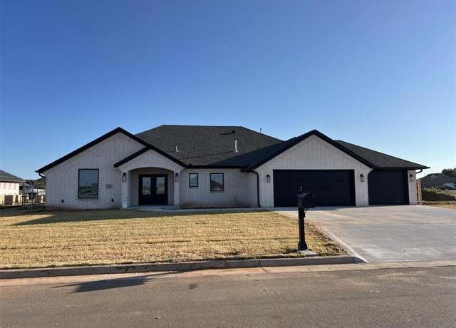 Property at 711 Candace Ln, Altus, OK 73521, 4 beds, 2.5 baths