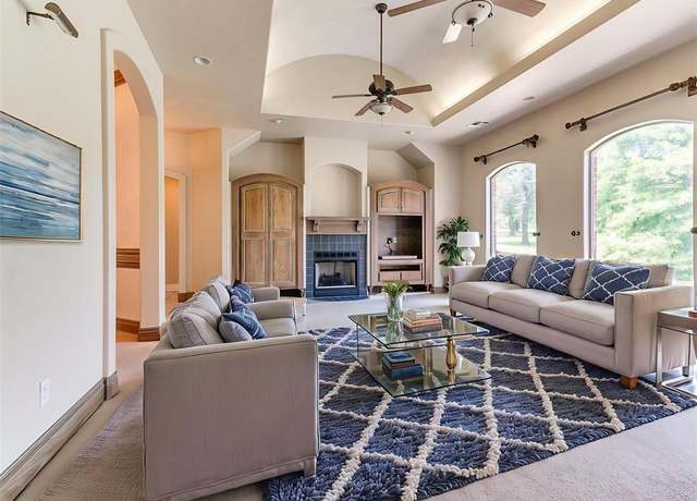 Property at 1031 Hidden Valley Ln, Choctaw, OK 73020, 4 beds, 4.5 baths