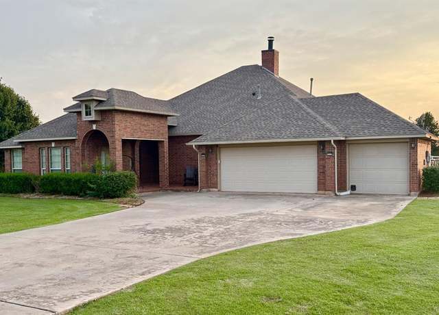 Property at 20301 Flowered Meadows Way, Edmond, OK 73012, 4 beds, 2.5 baths