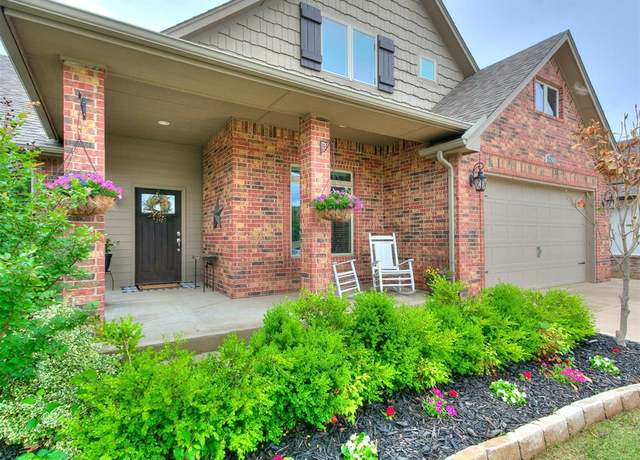 Property at 2308 Bretford Way, Norman, OK 73071, 3 beds, 2.5 baths