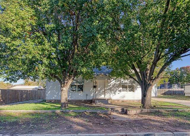Property at 412 N Kentucky Ave, Mangum, OK 73554, 2 beds, 1 bath