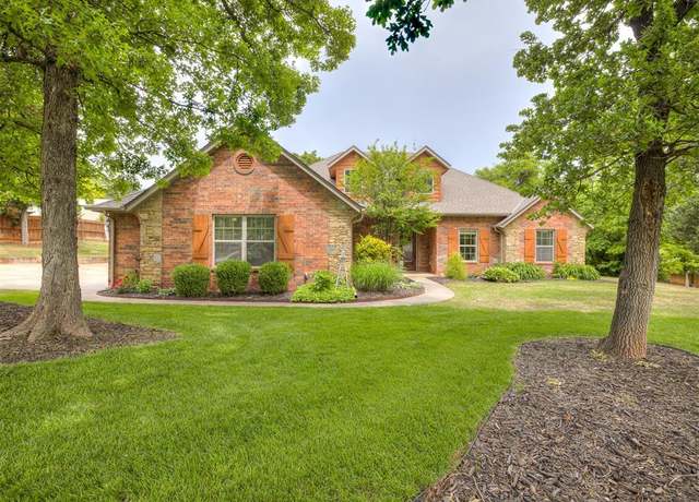 Property at 3570 Riverwood Ln, Edmond, OK 73034, 3 beds, 2.5 baths