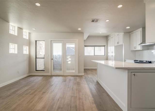 Property at 915 NW 7th St #200, Oklahoma City, OK 73106, 2 beds, 2 baths