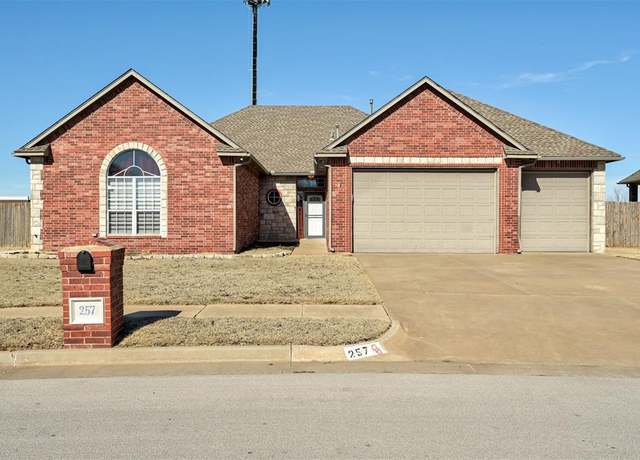 Property at 257 SW 137th Ter, Oklahoma City, OK 73170, 3 beds, 2.5 baths