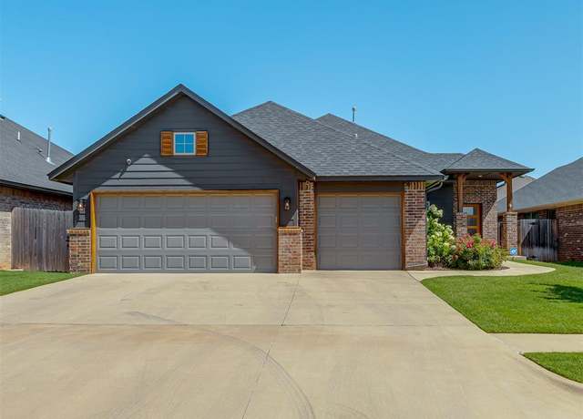 Property at 9025 NW 74th St, Yukon, OK 73099, 3 beds, 2 baths