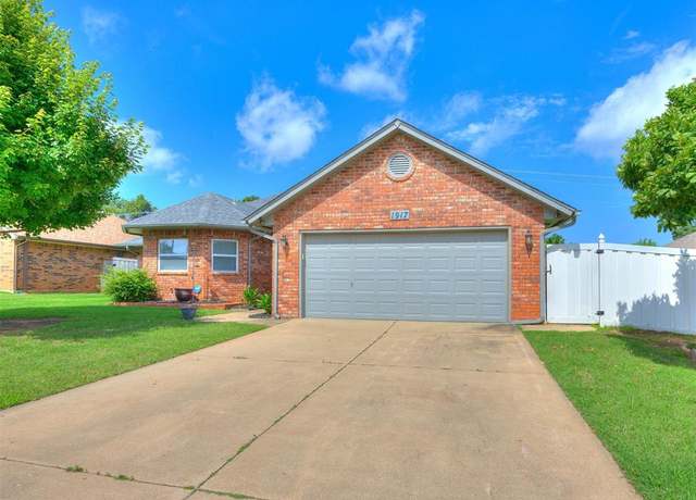 Property at 1917 Goldenrod Ln, Midwest City, OK 73130, 3 beds, 2 baths