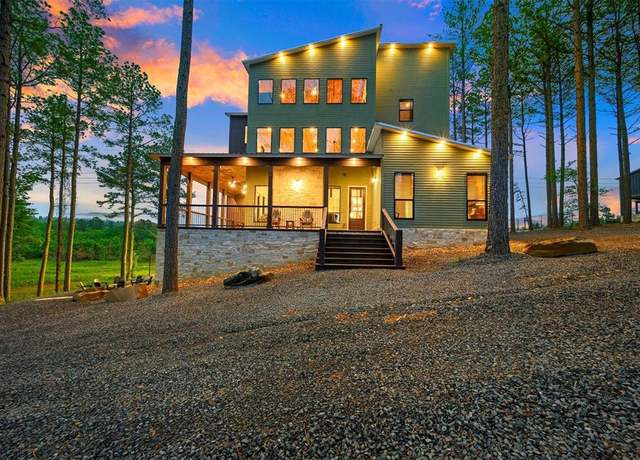 Property at 375 Boulder Way, Broken Bow, OK 74728, 5 beds, 5.5 baths