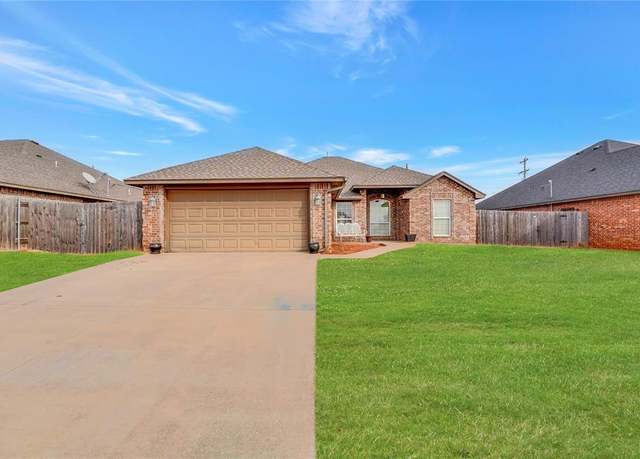 Property at 124 Gambel Ln, Elk City, OK 73644, 4 beds, 2 baths