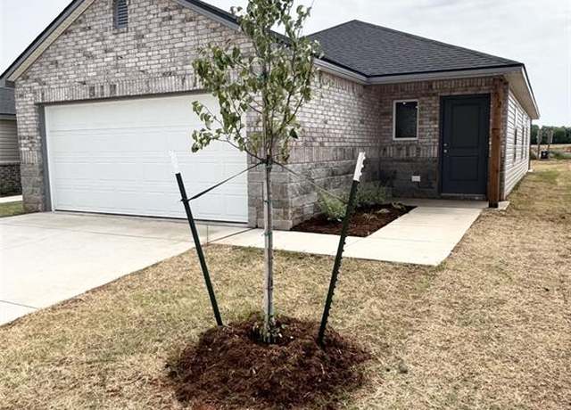 Property at 3612 Blue Ave, Yukon, OK 73099, 3 beds, 2 baths