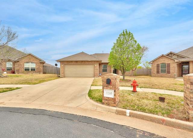 Property at 11240 NW 106th St, Yukon, OK 73099, 3 beds, 2 baths