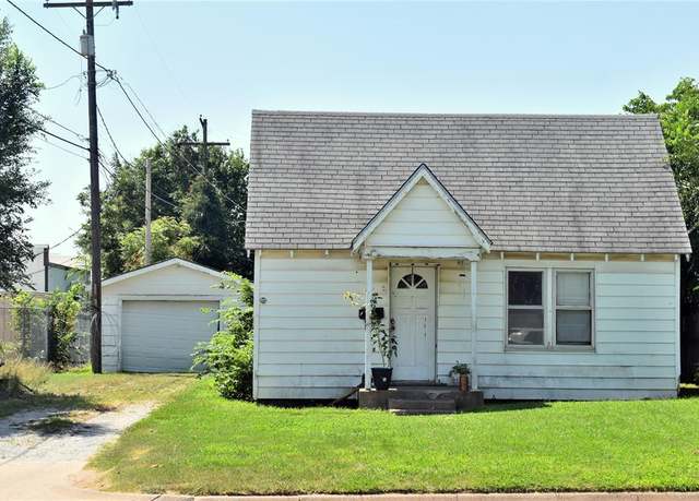 Property at 115 W Vine Ave, Enid, OK 73701, 2 beds, 1 bath