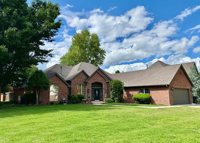Property at 3801 Waverly Ct, Norman, OK 73072, 4 beds, 2.5 baths