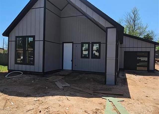 Property at 1732 NE 16th St, Oklahoma City, OK 73117, 3 beds, 2 baths