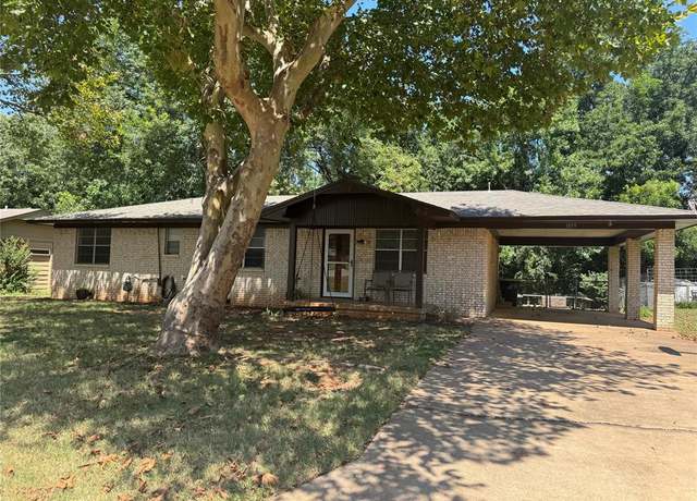 Property at 1019 N London St, Purcell, OK 73080, 3 beds, 2 baths
