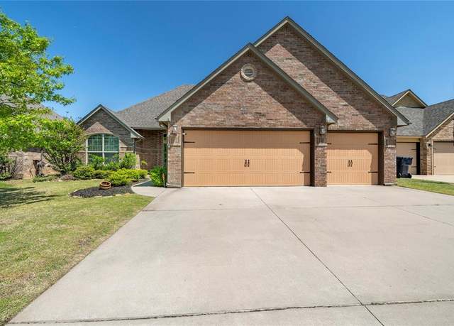 Property at 2828 Ryder Dr, Yukon, OK 73099, 4 beds, 2.5 baths