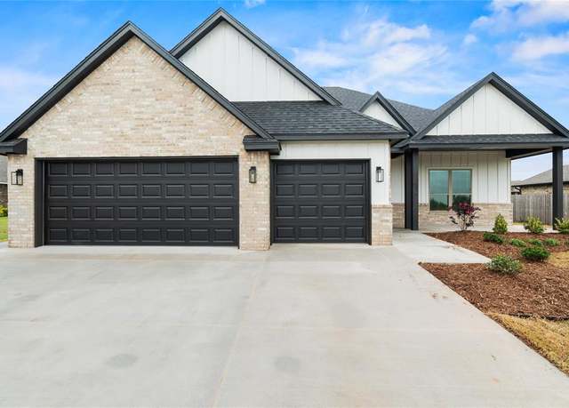 Property at 1432 Buckhorn Pl, Tuttle, OK 73089, 4 beds, 2.5 baths
