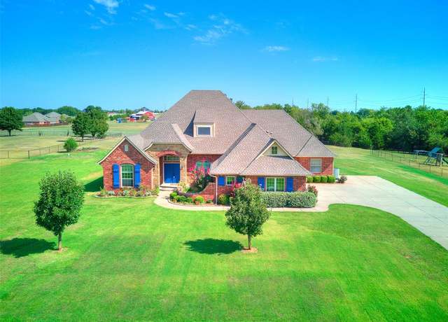 Property at 4701 Wellington Lake Dr, Norman, OK 73026, 4 beds, 3.5 baths