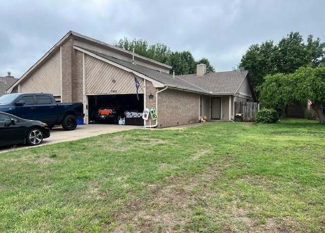 Property at 7905 Debar Cir, Oklahoma City, OK 73132, 4 beds, 2 baths