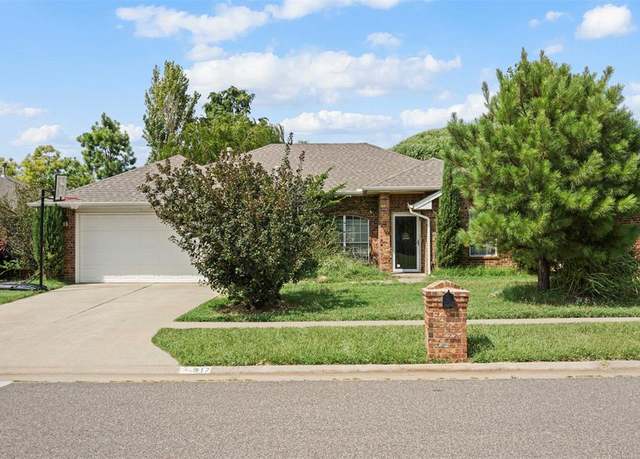 Property at 317 SW 40th St, Moore, OK 73160, 4 beds, 2 baths