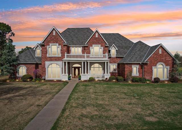 Property at 209 N Olde Bridge Rd, Moore, OK 73160, 5 beds, 4.5 baths