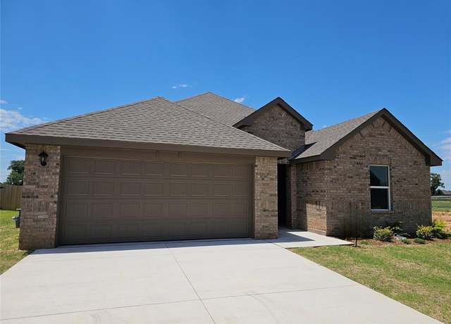 Property at 2525 Tracys Mnr, Yukon, OK 73099, 4 beds, 2 baths