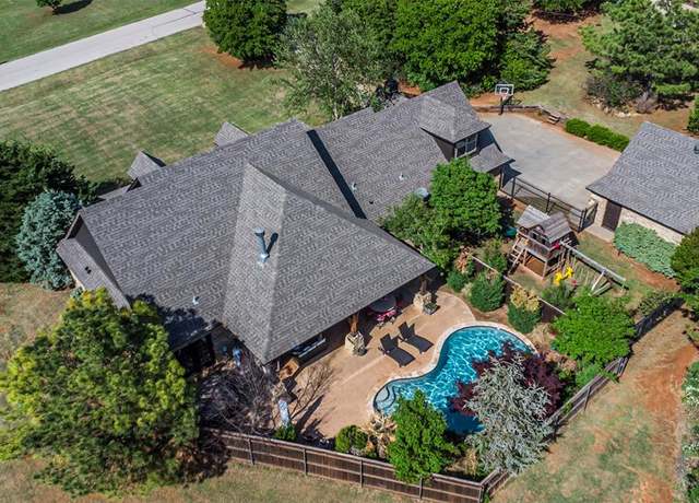 Property at 3216 Fawn Run, Blanchard, OK 73010, 3 beds, 3 baths