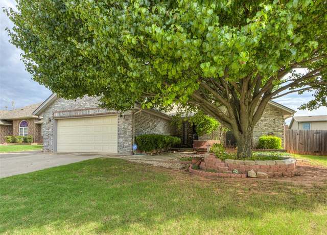 Property at 1905 SE 14th St, Moore, OK 73160, 3 beds, 2 baths
