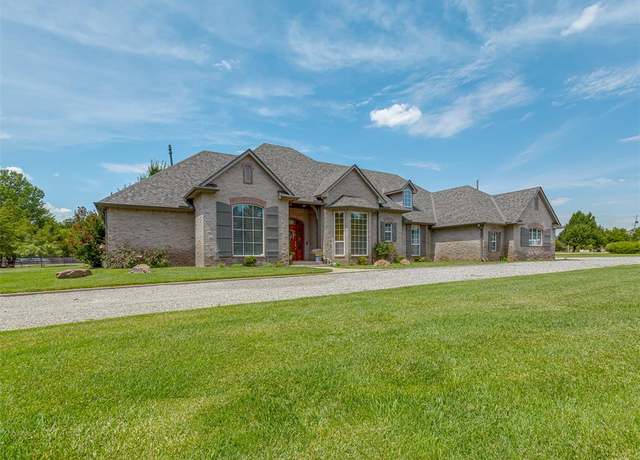 Property at 15301 Lakeshore Dr, Piedmont, OK 73078, 4 beds, 3 baths
