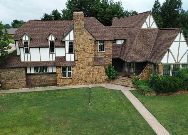 Property at 12712 Arrowhead Ln, Oklahoma City, OK 73120, 4 beds, 3.5 baths