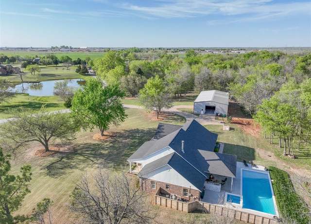 Property at 2400 Lost Lake Ln, Yukon, OK 73099, 5 beds, 3 baths