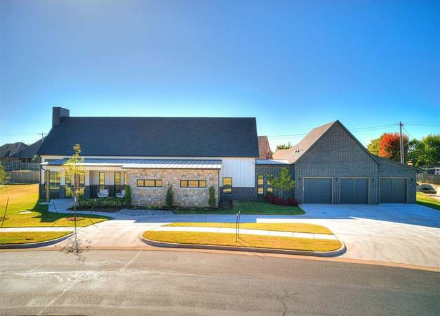 Property at 2617 Kingdom Ln, Yukon, OK 73099, 5 beds, 4 baths