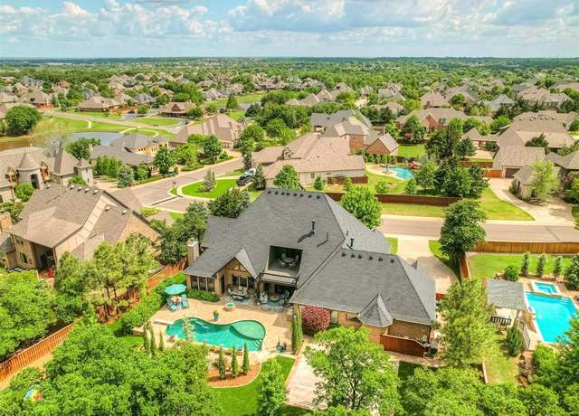 Property at 2409 Lone Oak Way, Edmond, OK 73034, 5 beds, 4.5 baths