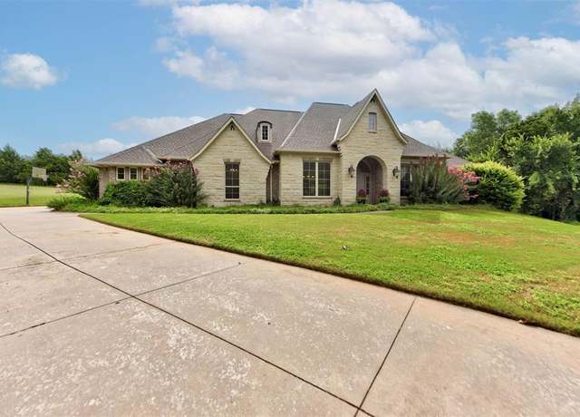 Property at 20400 Deer Hollow Dr, Edmond, OK 73003, 4 beds, 3 baths