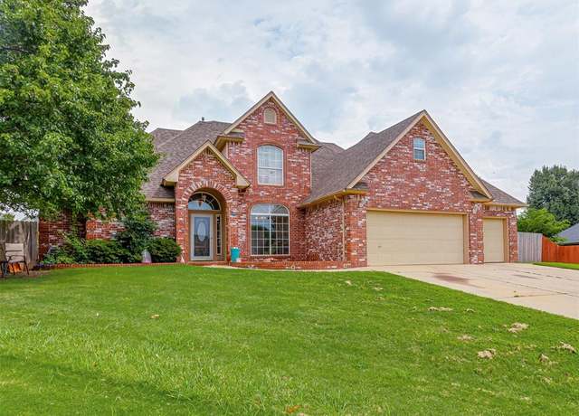 Property at 13420 Northlake Dr, Oklahoma City, OK 73142, 5 beds, 3.5 baths