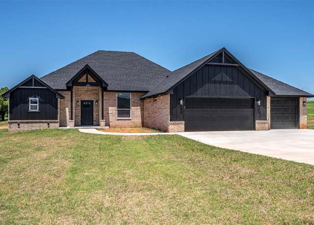 Property at 2432 Canyon Cir, Blanchard, OK 73010, 3 beds, 2 baths