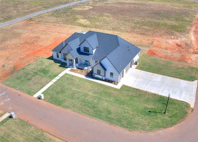 Property at 2440 Hawks Haven Dr, Guthrie, OK 73044, 4 beds, 2.5 baths