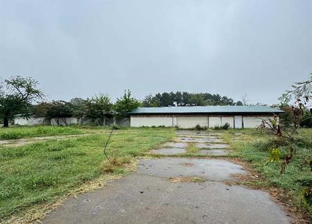 Property at 1808 Timber Ridge Dr, Newcastle, OK 73065, 7 beds, 5 baths