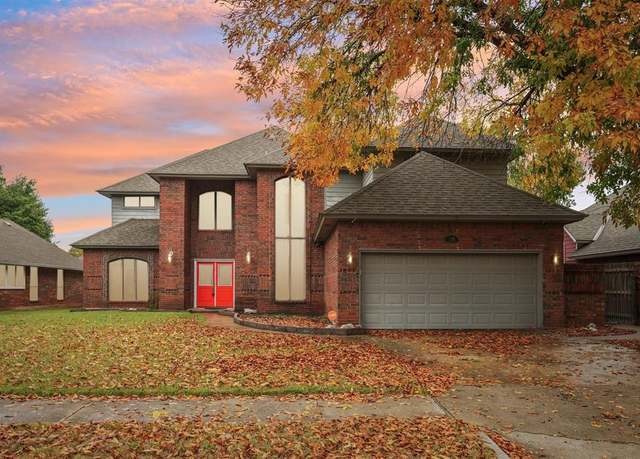 Property at 1213 NW 197th St, Edmond, OK 73012, 4 beds, 3.5 baths