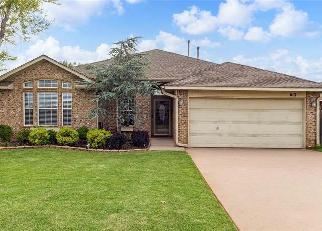 Property at 612 Eastview Dr, Yukon, OK 73099, 4 beds, 2 baths