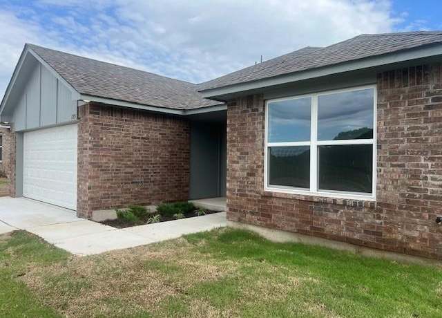 Property at 1716 SE 20th St, Newcastle, OK 73065, 3 beds, 2 baths