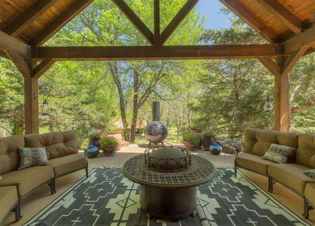 Property at 13274 N Gregory Rd, Yukon, OK 73099, 4 beds, 2.5 baths