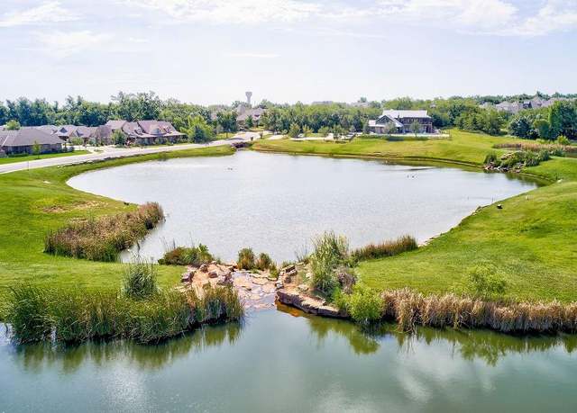 Property at 2106 Ingels Cir, Norman, OK 73071