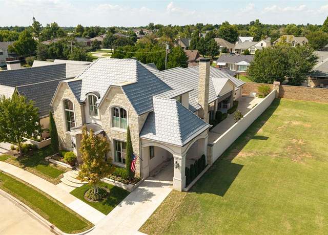 Property at 1121 Cumberland Ct, Nichols Hills, OK 73116, 4 beds, 4 baths