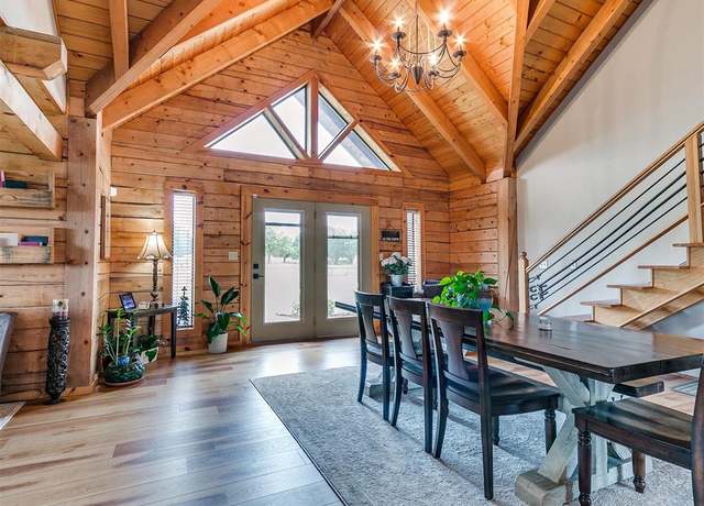 Property at 15701 S Pennsylvania Ave, Oklahoma City, OK 73170, 3 beds, 2.5 baths