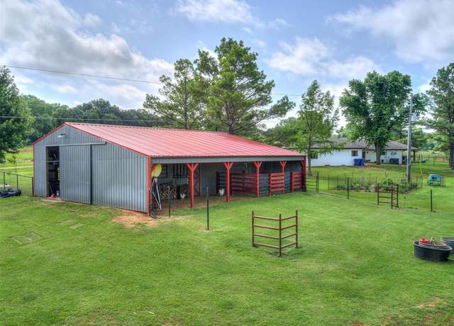 Property at 11790 E Etowah Rd, Noble, OK 73068, 3 beds, 2.5 baths